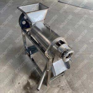 Small-Industry-Coconut-Juicer-Machine