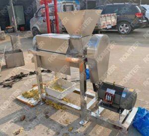 Spiral-Squeeze-Coconut-Juicer-Machine